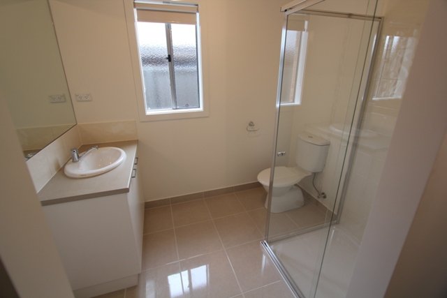 63 Warburton Drive Lucas 9