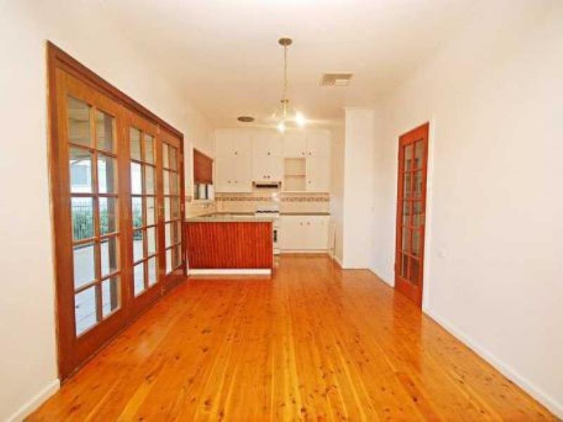 63 Warrawong Street KOORINGAL 2