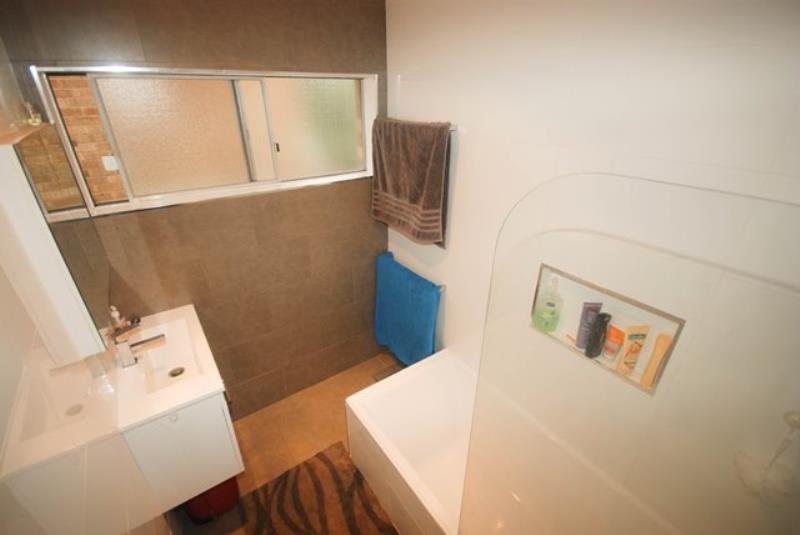 63 Warrawong Street KOORINGAL 3