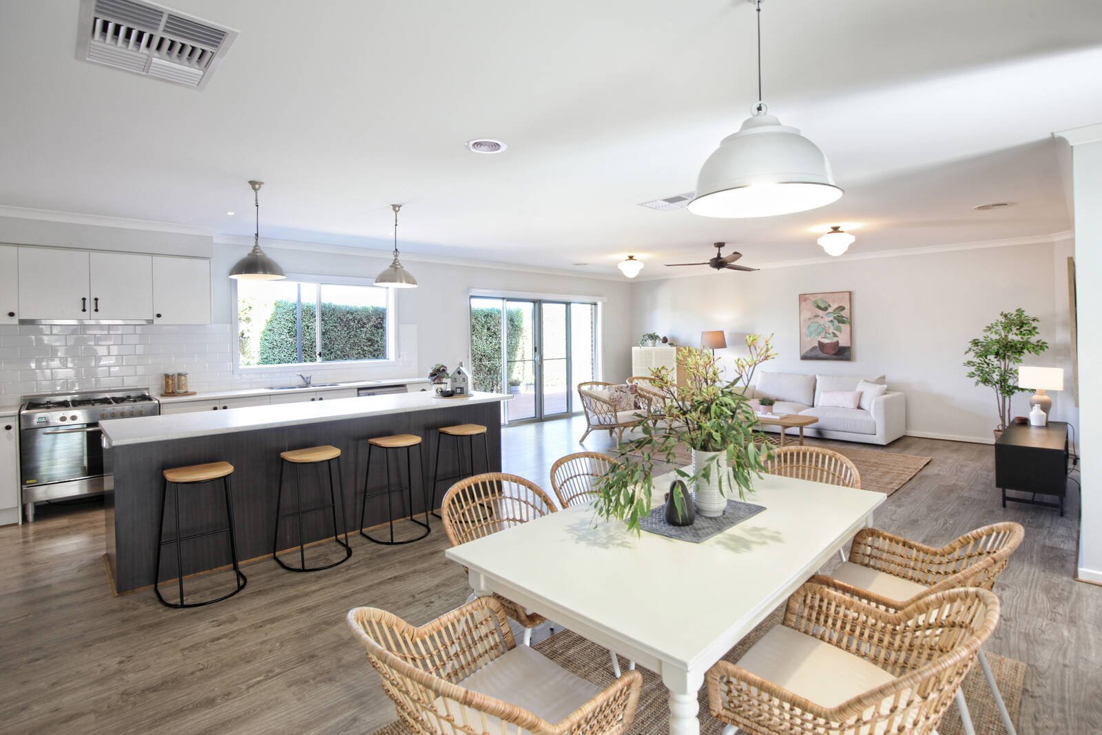 Real Estate and Property in 63 Warren Street, Kyneton, VIC