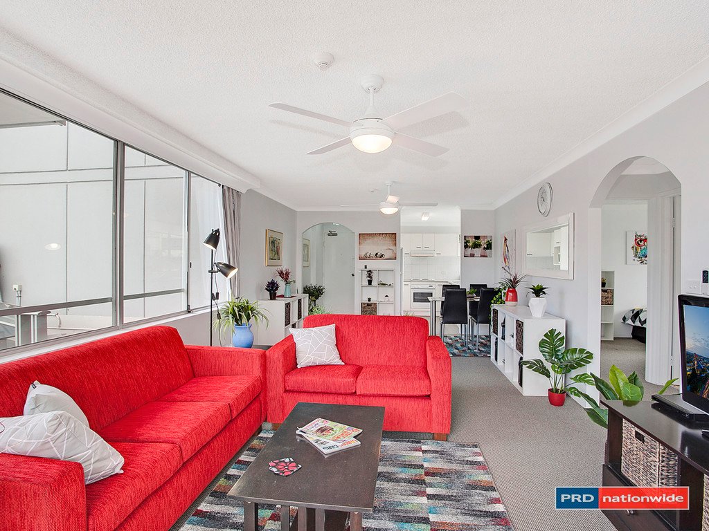 6/30-40 The Esplanade BURLEIGH HEADS 2