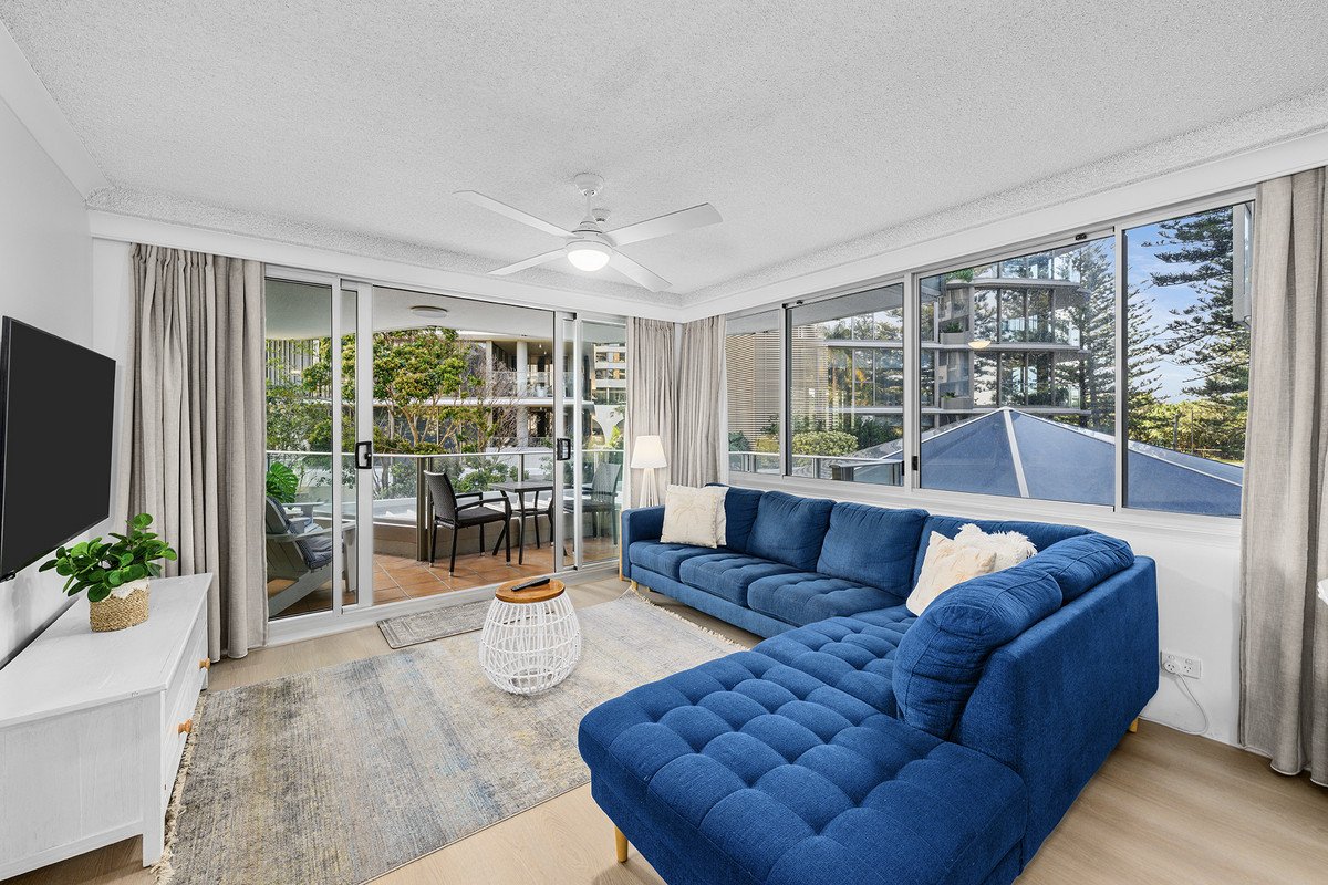 6/30-40 The Esplanade Burleigh Heads 5