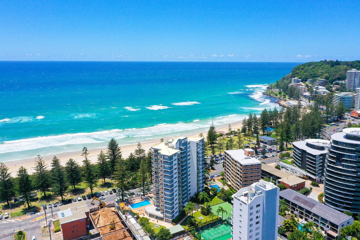 6/30-40 The Esplanade Burleigh Heads 13
