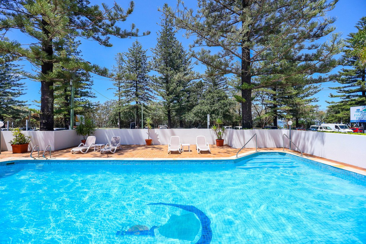 6/30-40 The Esplanade Burleigh Heads 16