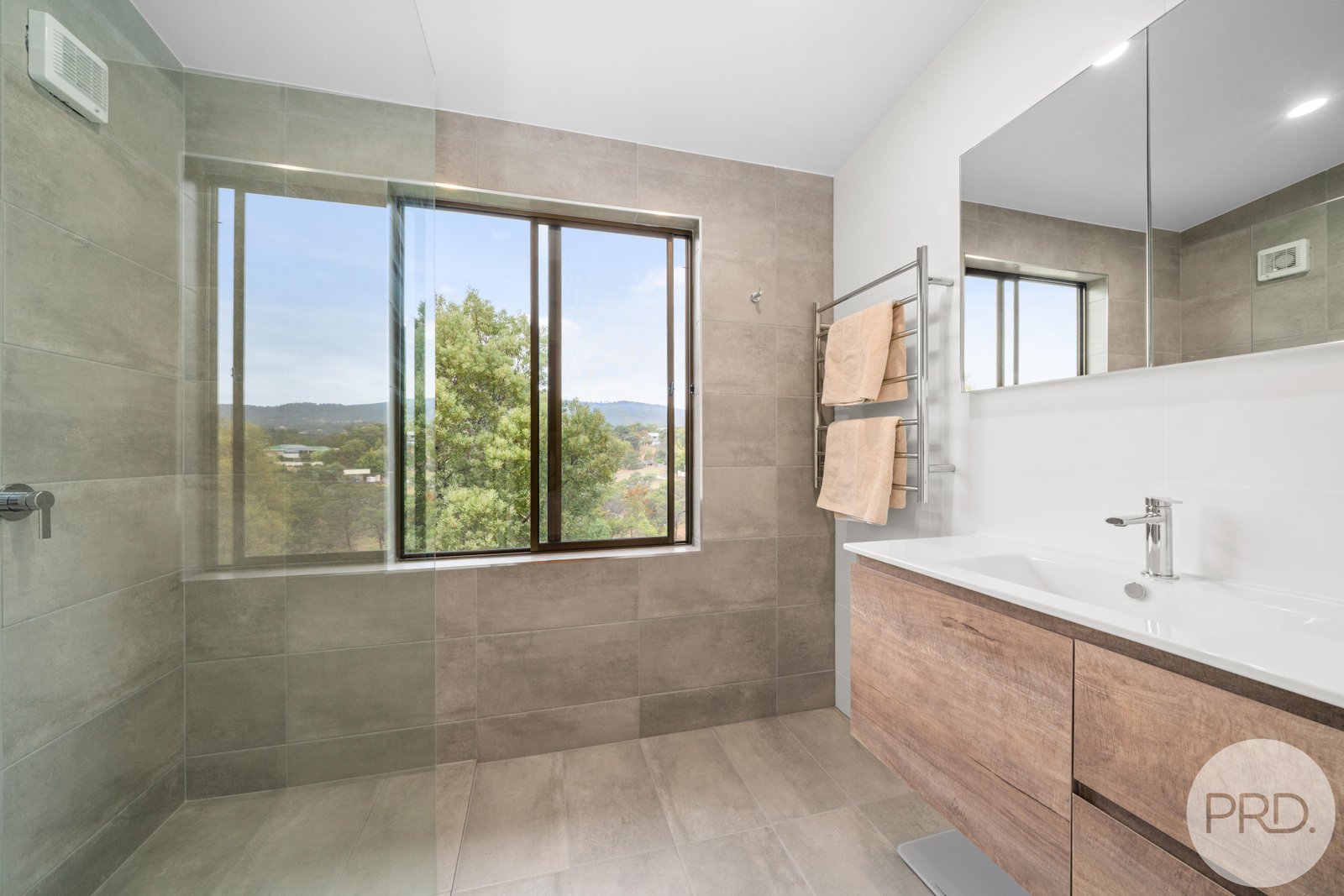 630 Baskerville Road OLD BEACH 9