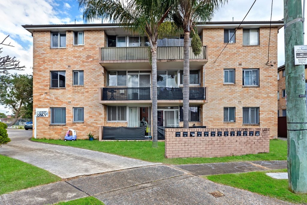 6/30 Brittain Crescent HILLSDALE 6