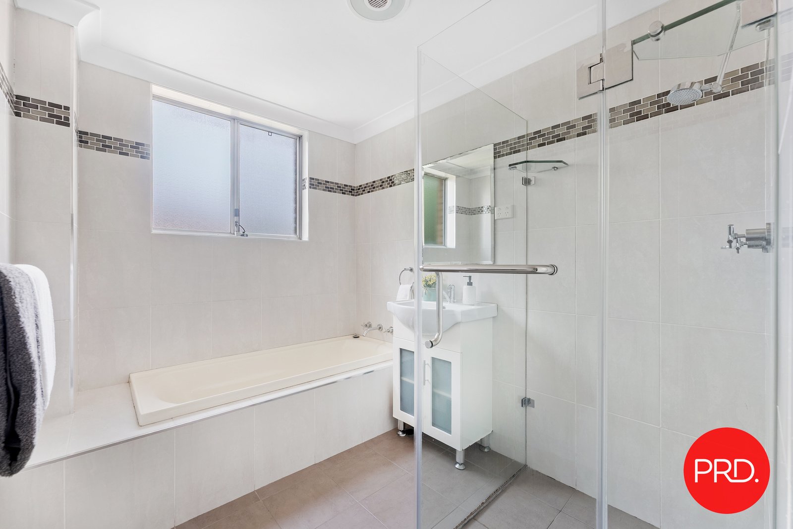 6/30 Gloucester Road HURSTVILLE 6