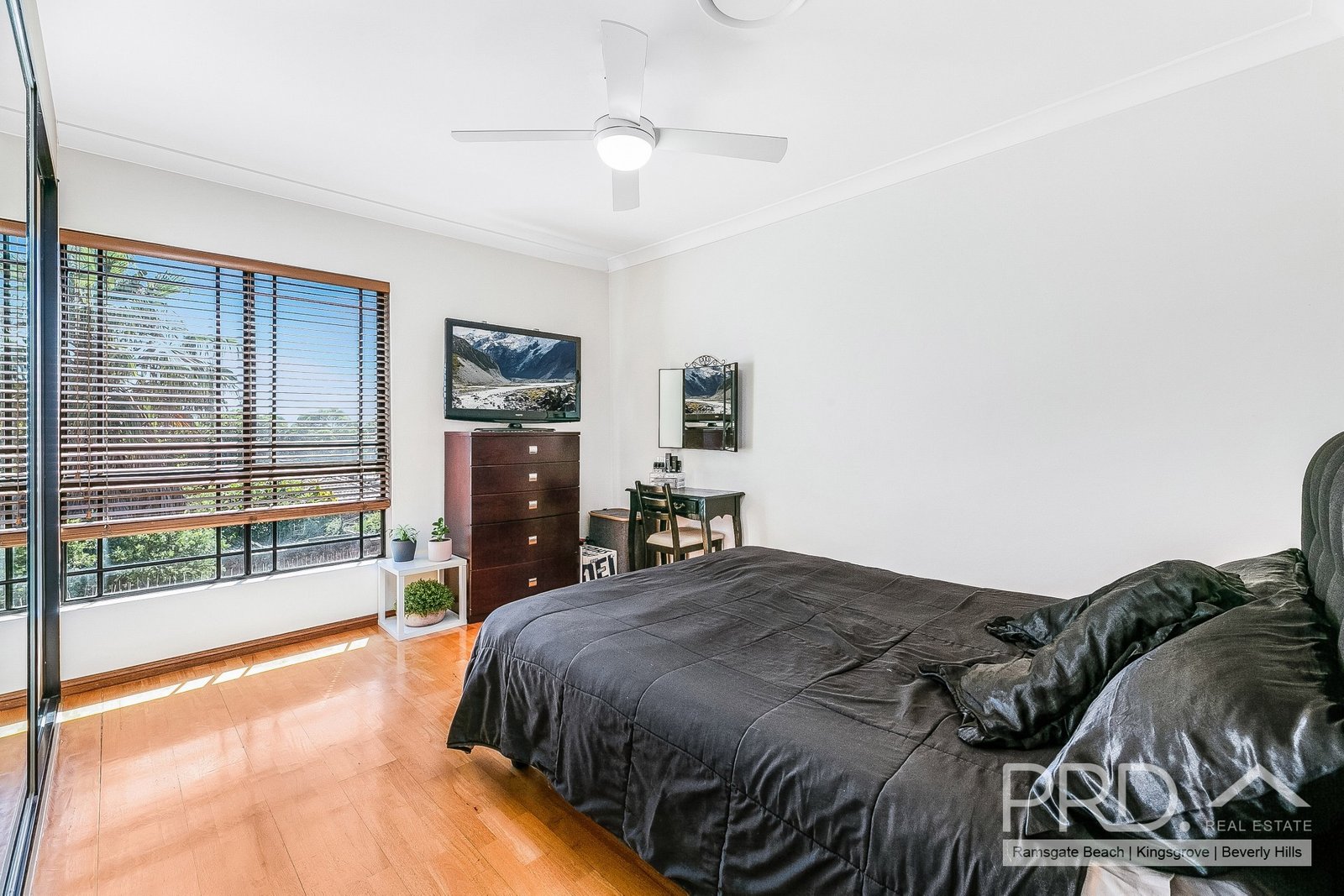 6/30 Melvin Street BEVERLY HILLS 5