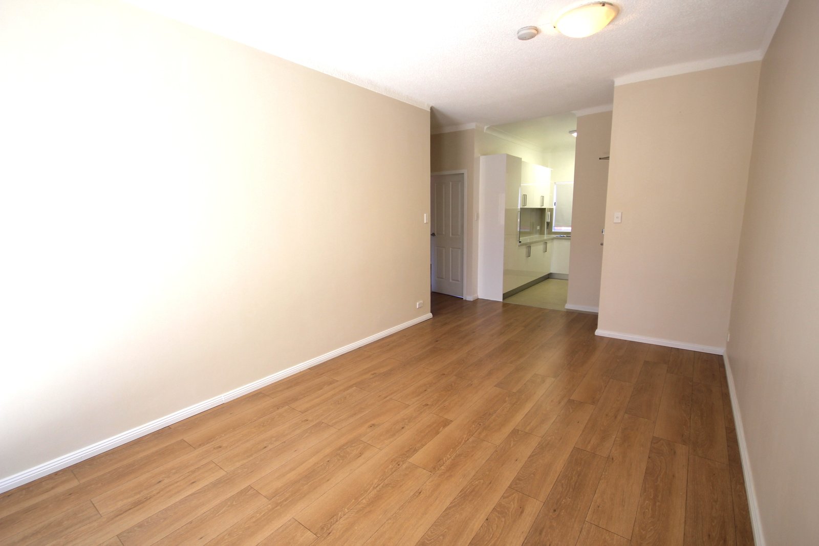 6/30 President Avenue KOGARAH 2