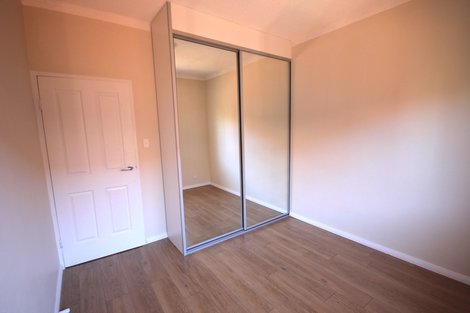 6/30 President Avenue KOGARAH 5