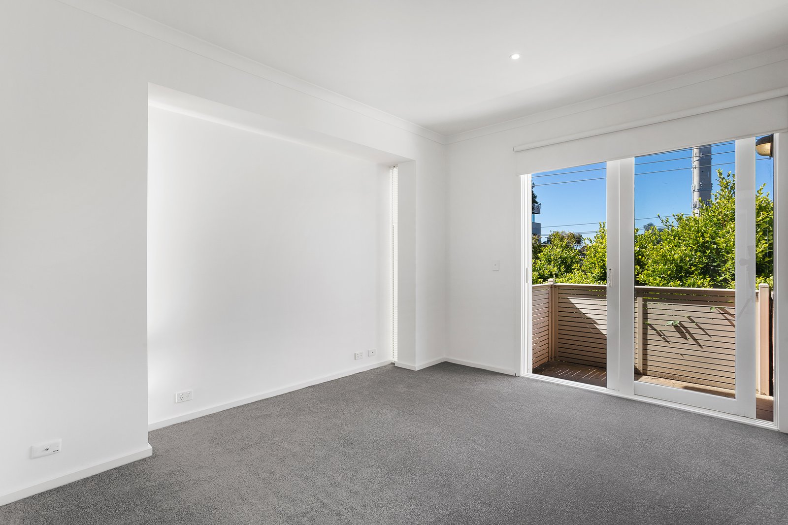 Gallery: 6/307-309 Bay Road