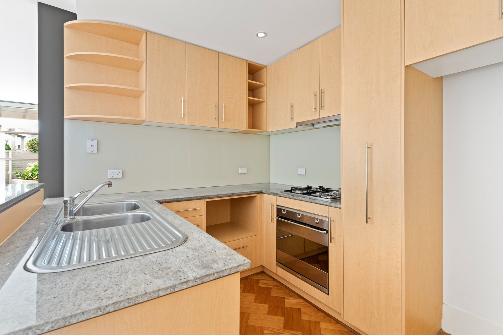 Gallery: 6/307-309 New Street