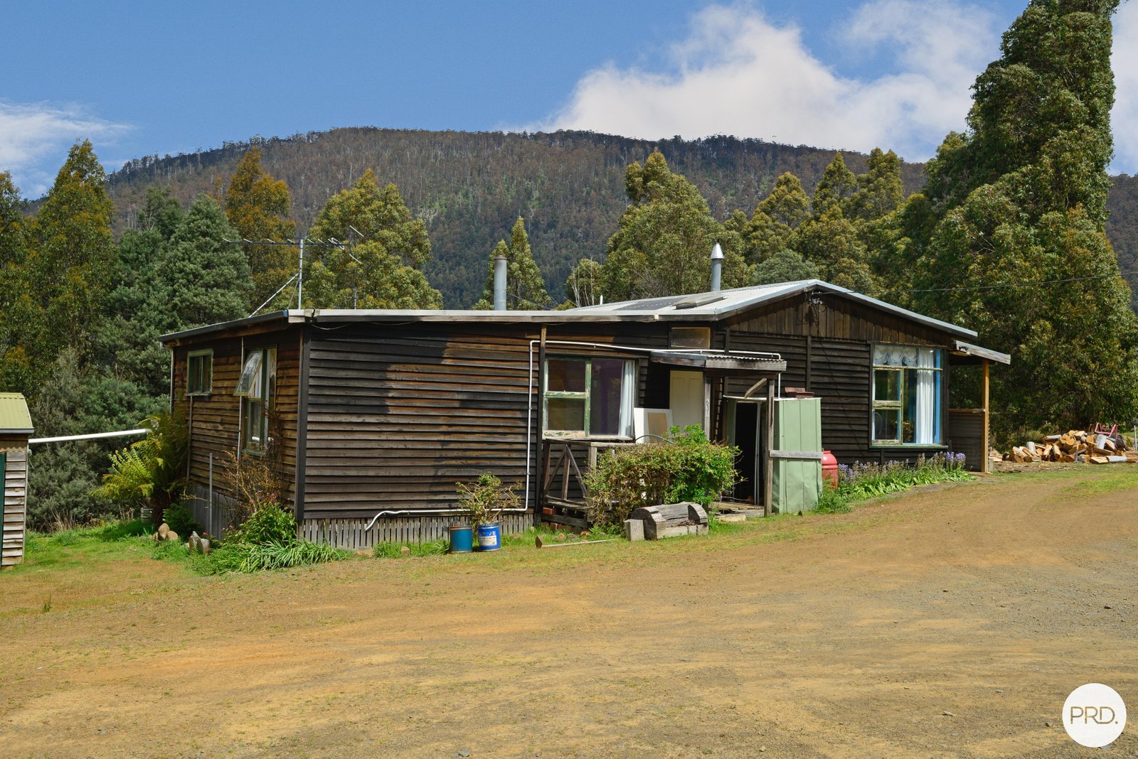 631 Lower Swamp Road LACHLAN 21