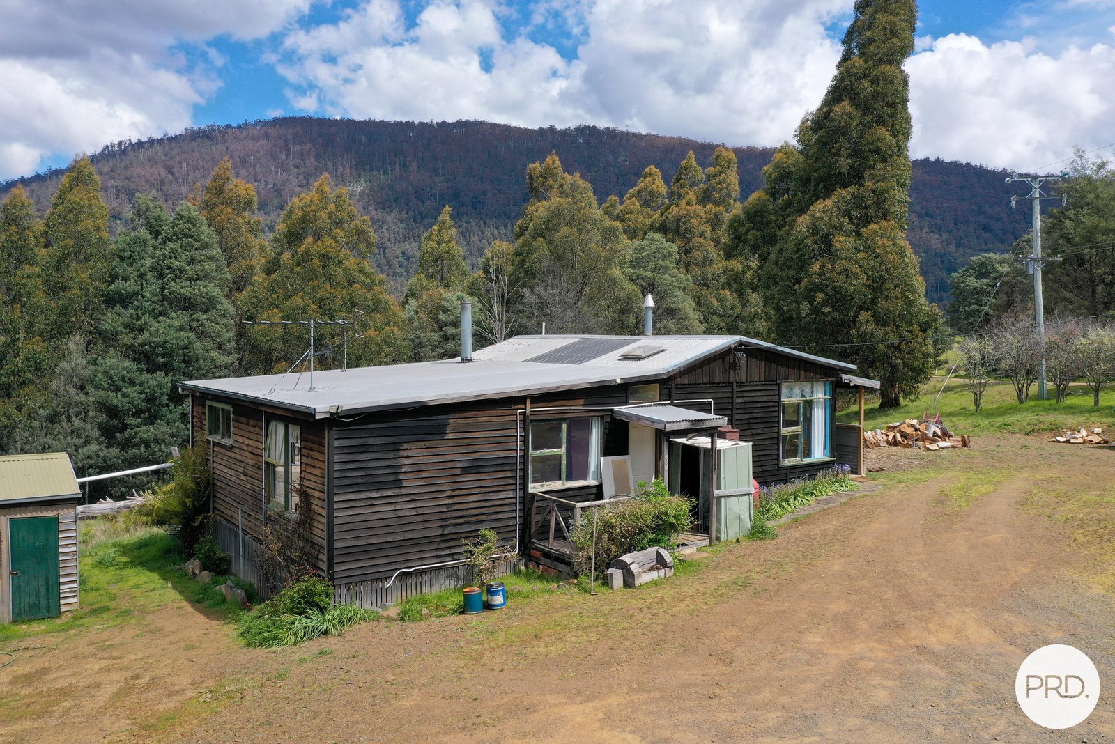 631 Lower Swamp Road LACHLAN 28