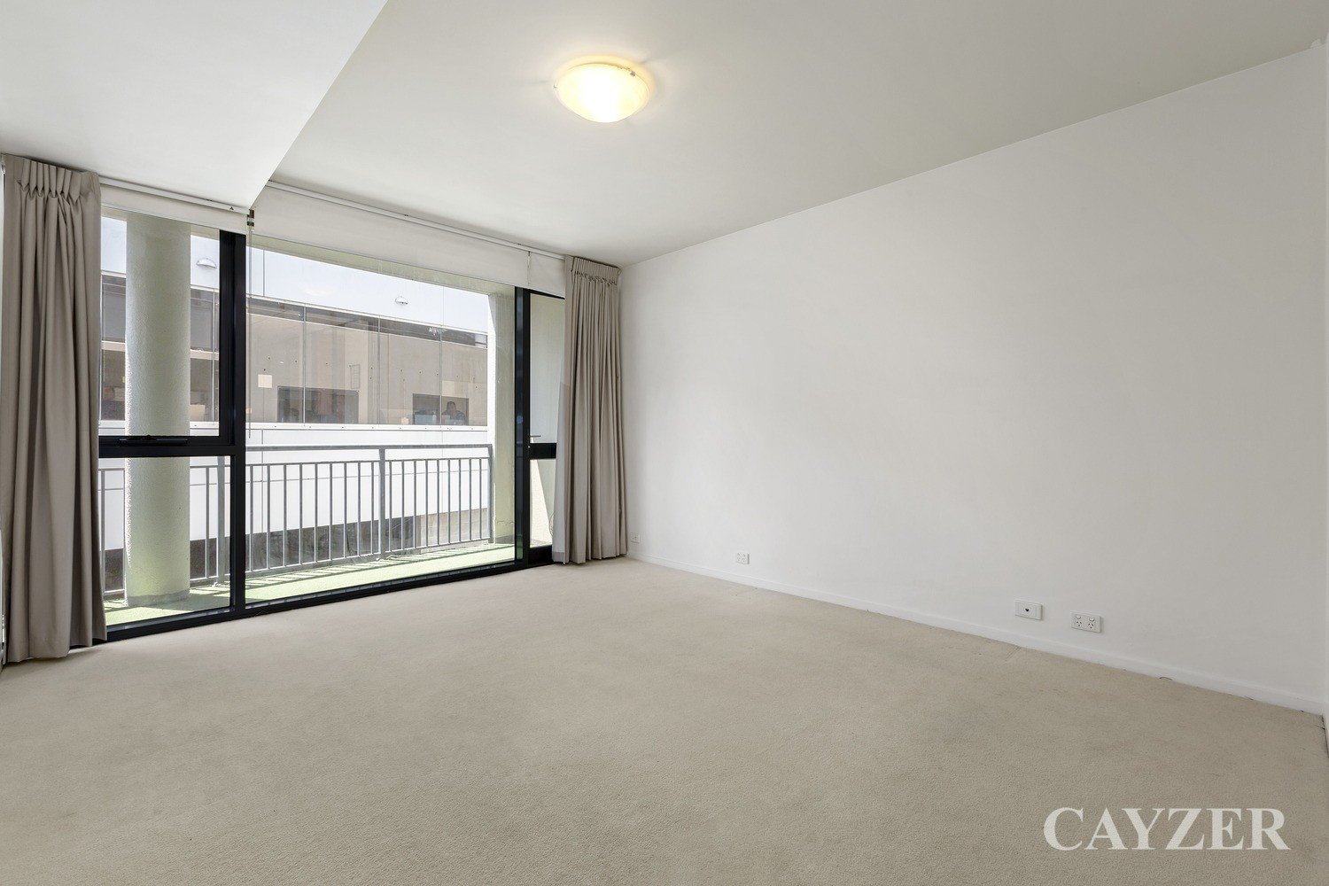 Gallery: 63/1 Sandilands Street
