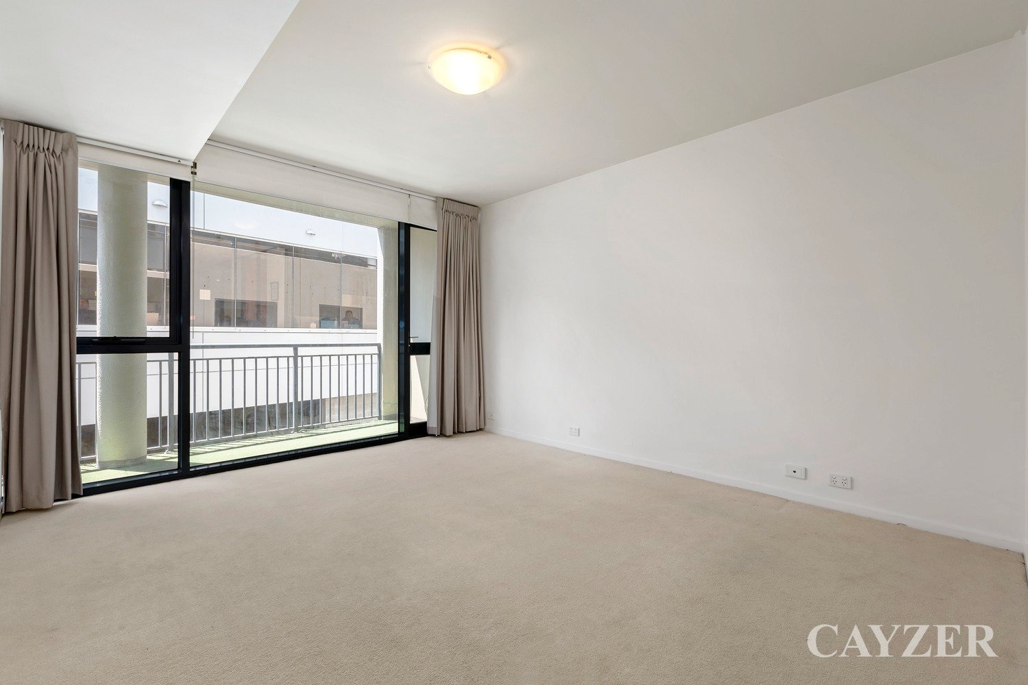Gallery: 63/1 Sandilands Street
