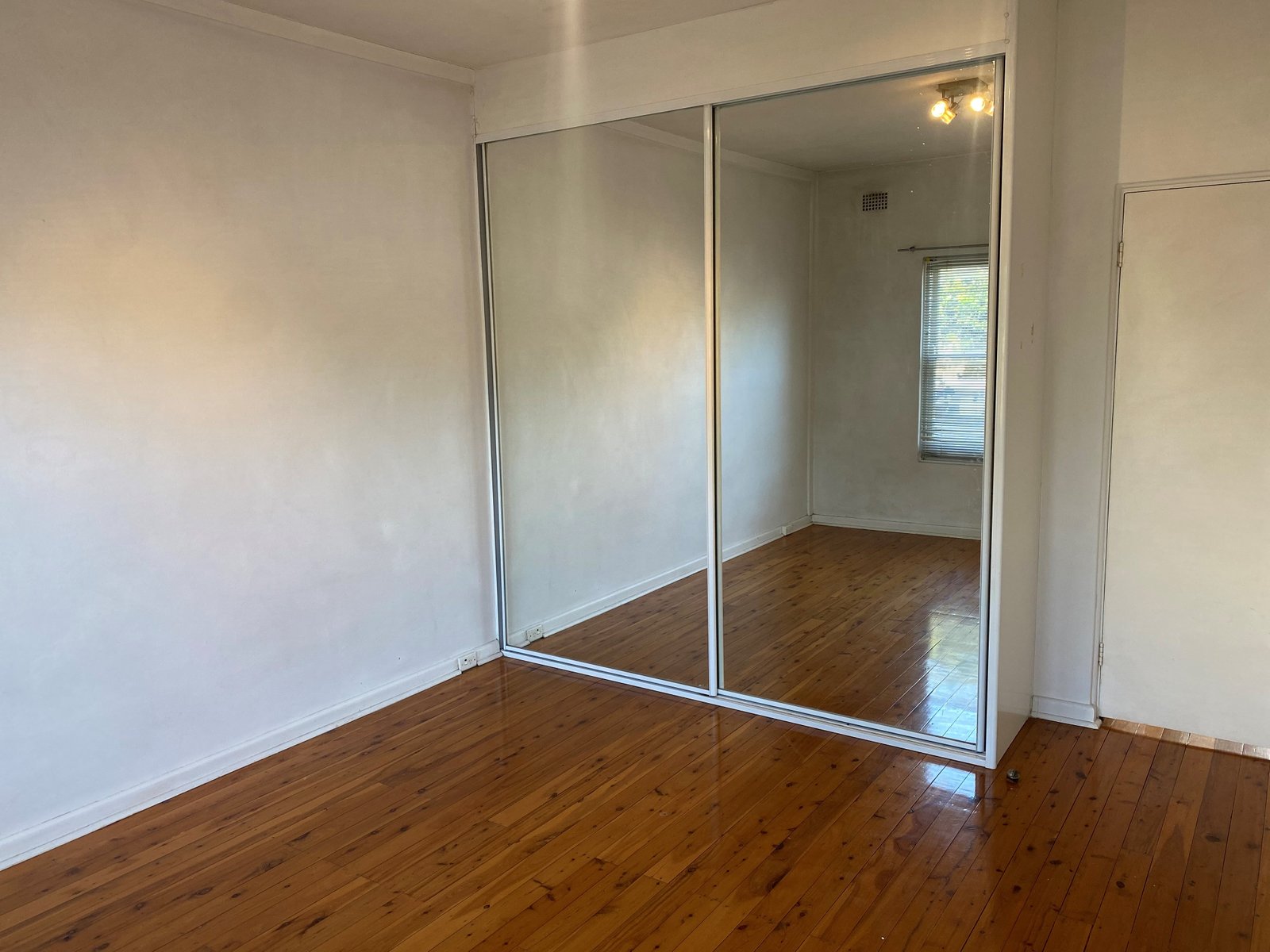 6/318 The Grand Parade SANS SOUCI 4