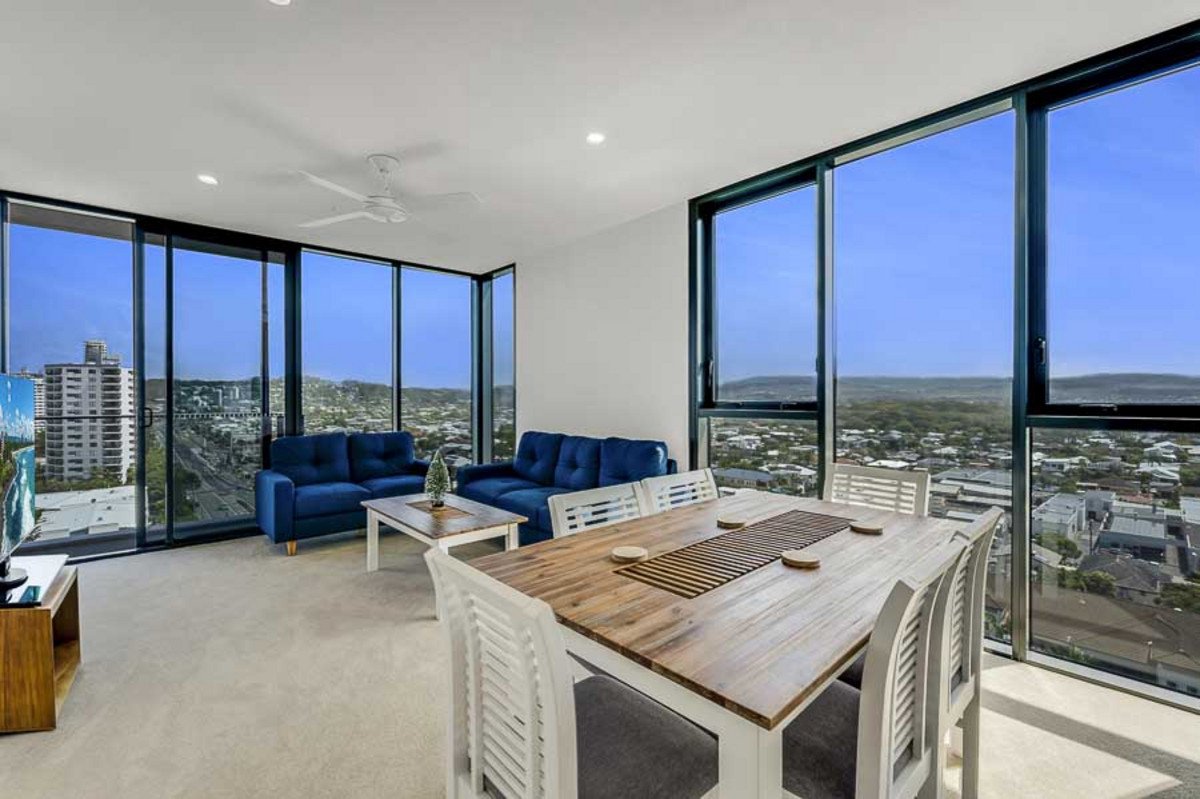 63/1969-1971 Gold Coast Highway Burleigh Heads 4