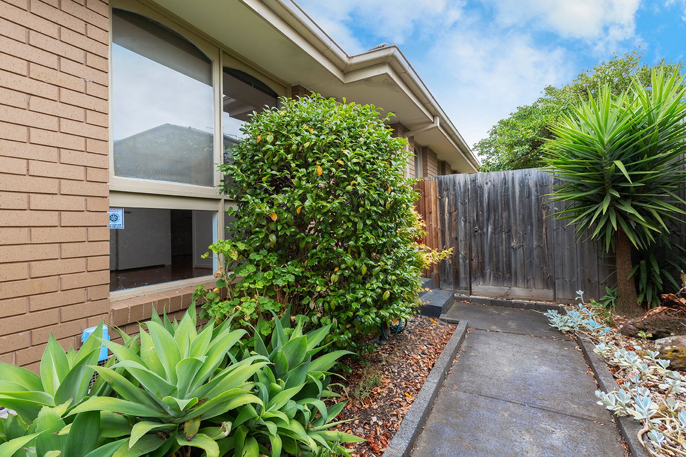 Real Estate and Property in 6/32 Buckingham Avenue, Bentleigh, VIC