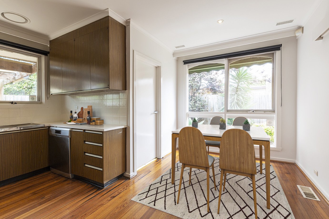 Real Estate and Property in 6/32 Buckingham Avenue, Bentleigh, VIC