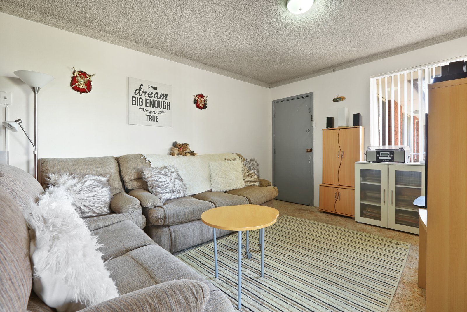 6/32 Hoskins Avenue WARRAWONG 2