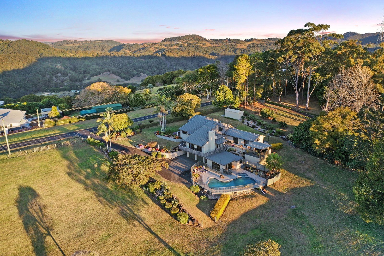 632 Trees Road TALLEBUDGERA 2