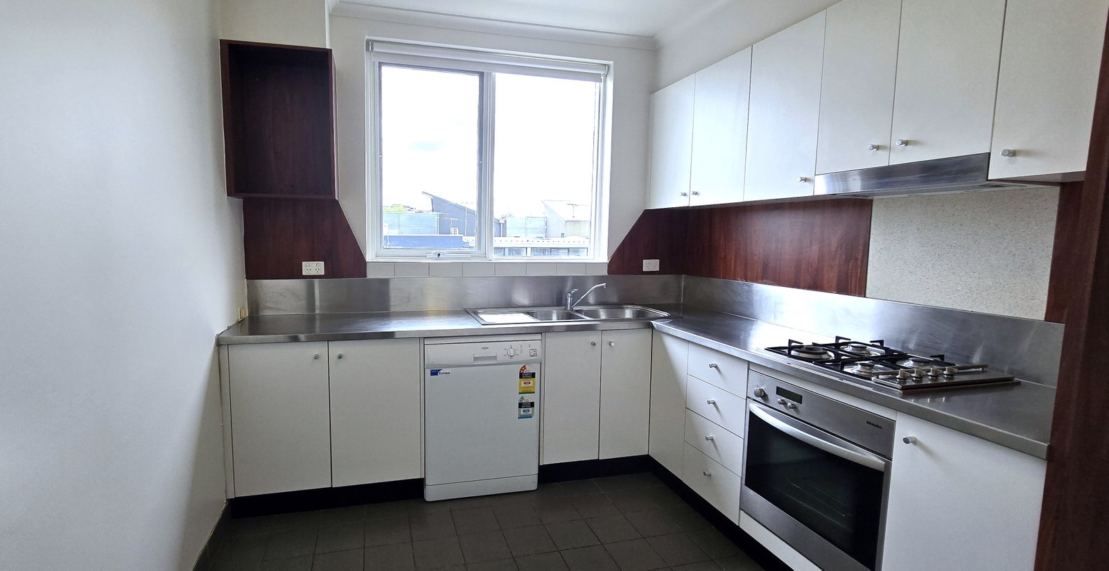 Real Estate and Property in 6/32 Vale Street, St Kilda, VIC