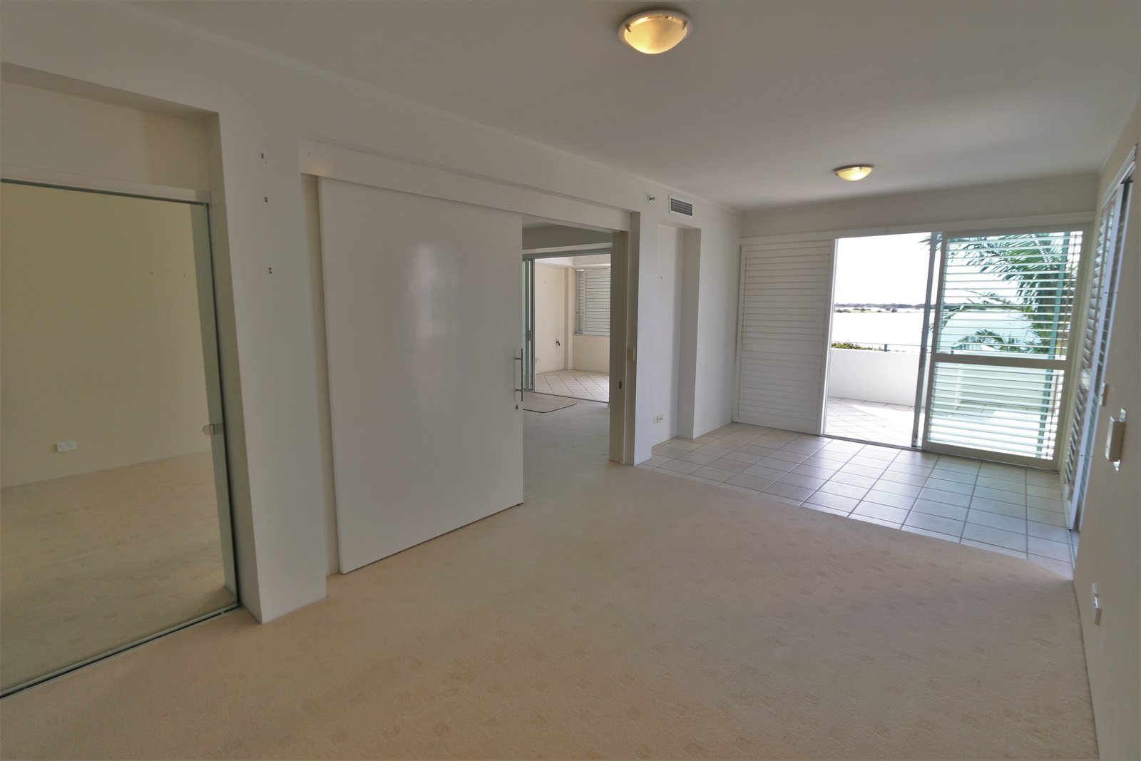 6/326-342 Marine Parade LABRADOR 6