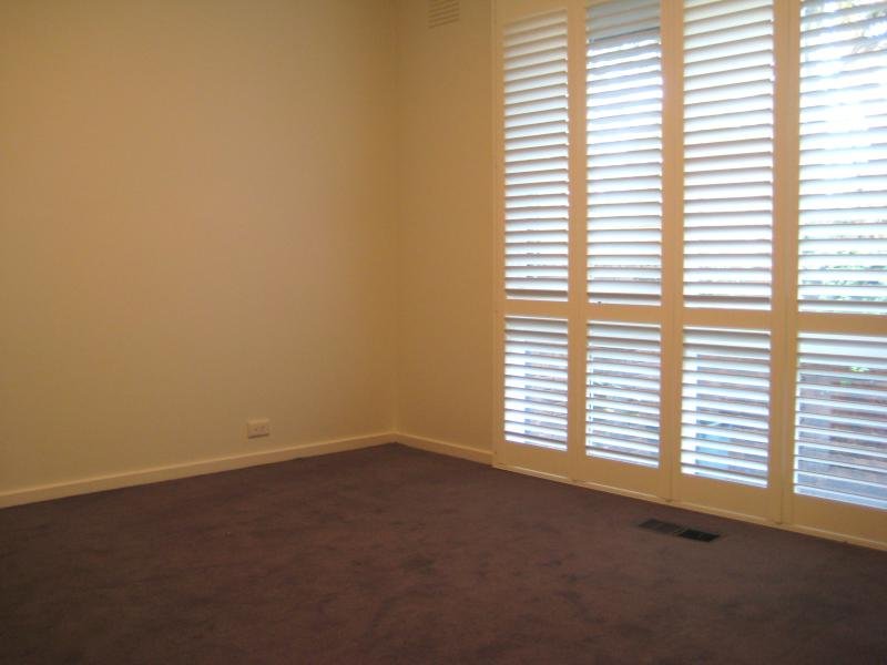 Gallery: 6/33 Holyrood Street