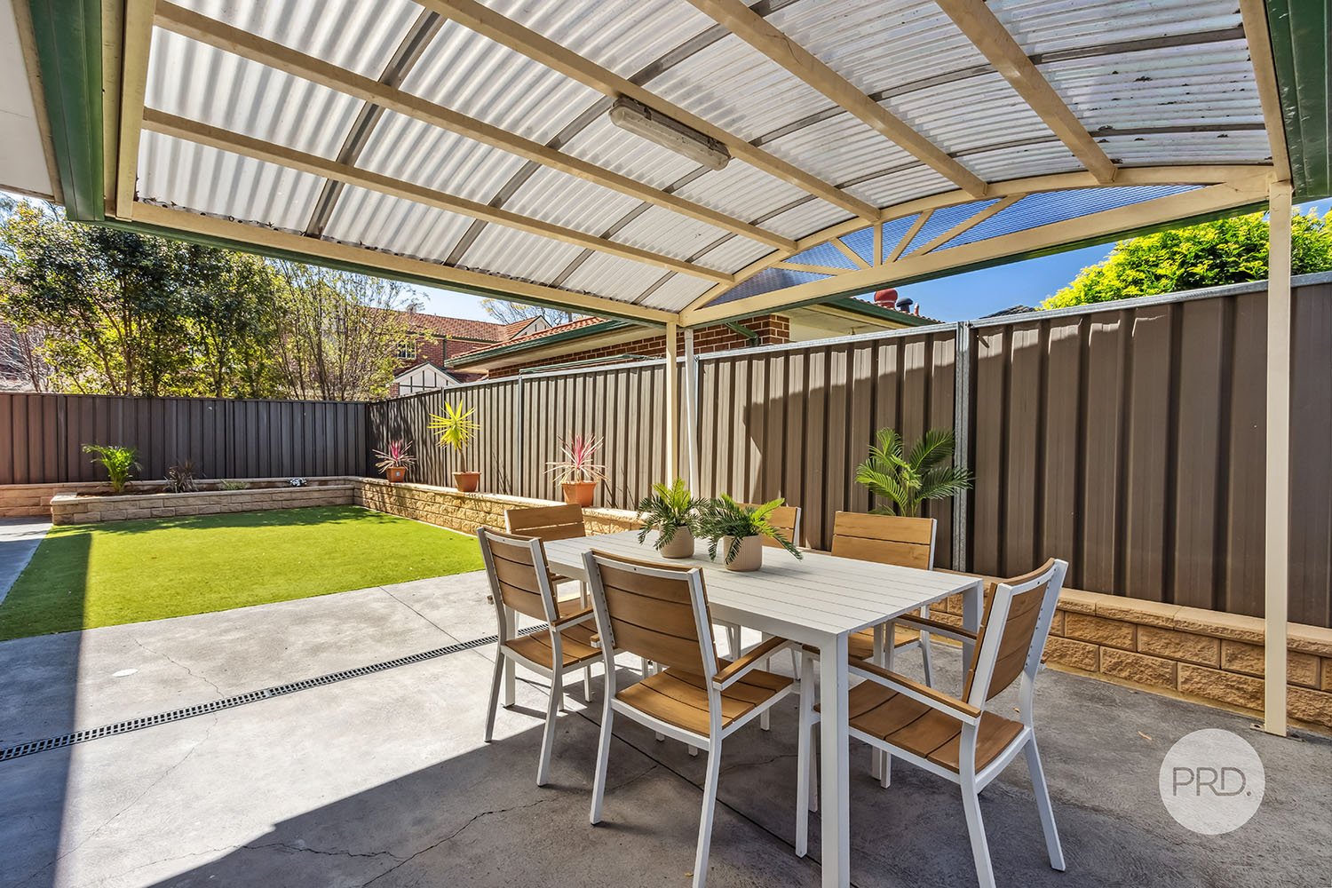 6/33 Kerrie Crescent PEAKHURST 8