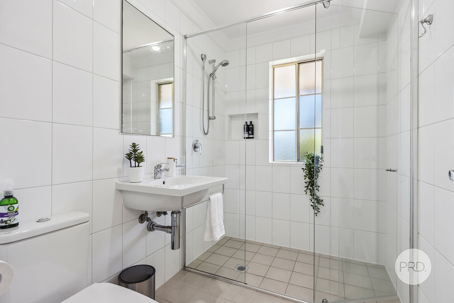 6/33 Kerrie Crescent PEAKHURST 8