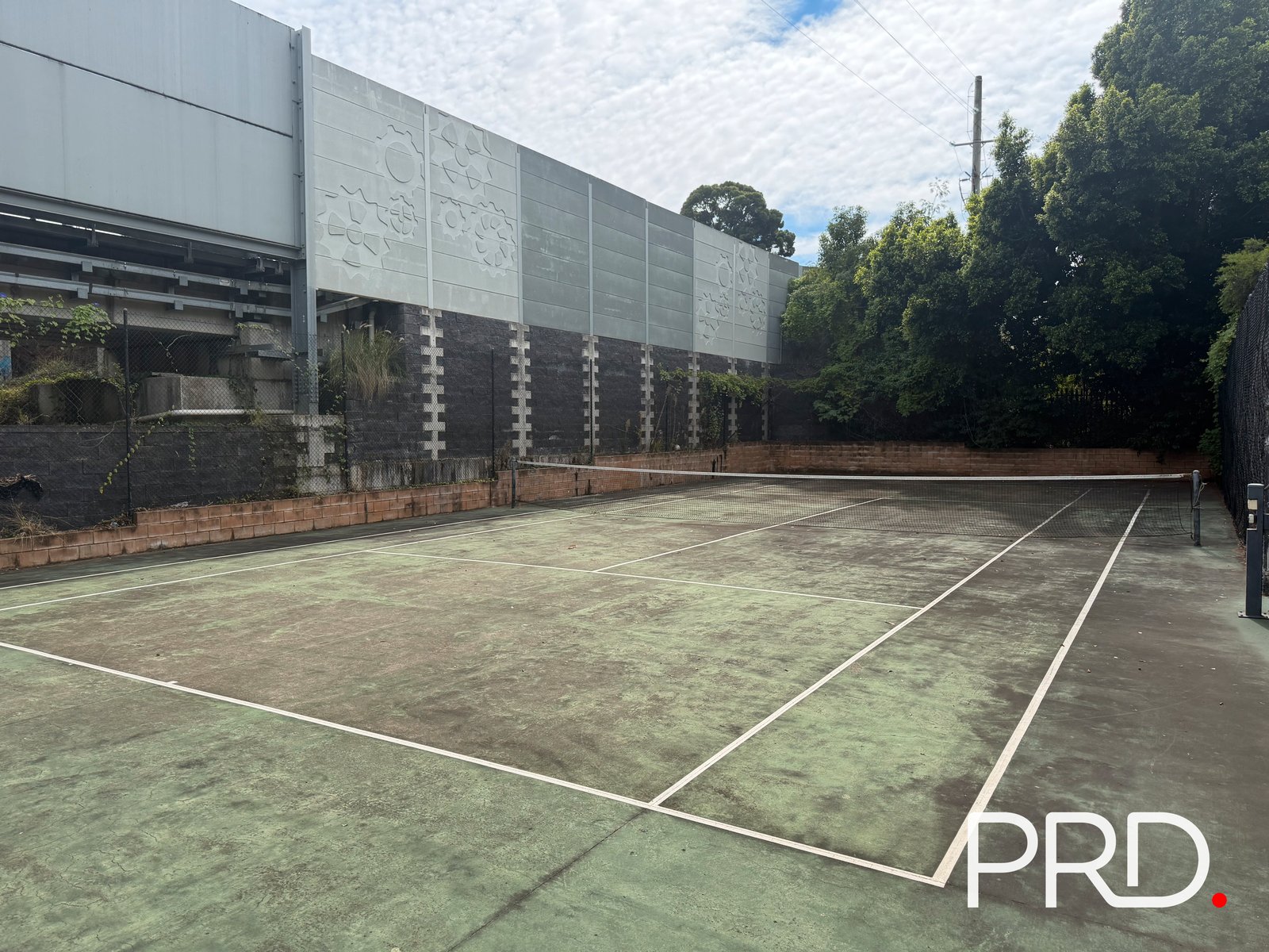 63/3 Riverpark Drive LIVERPOOL 6