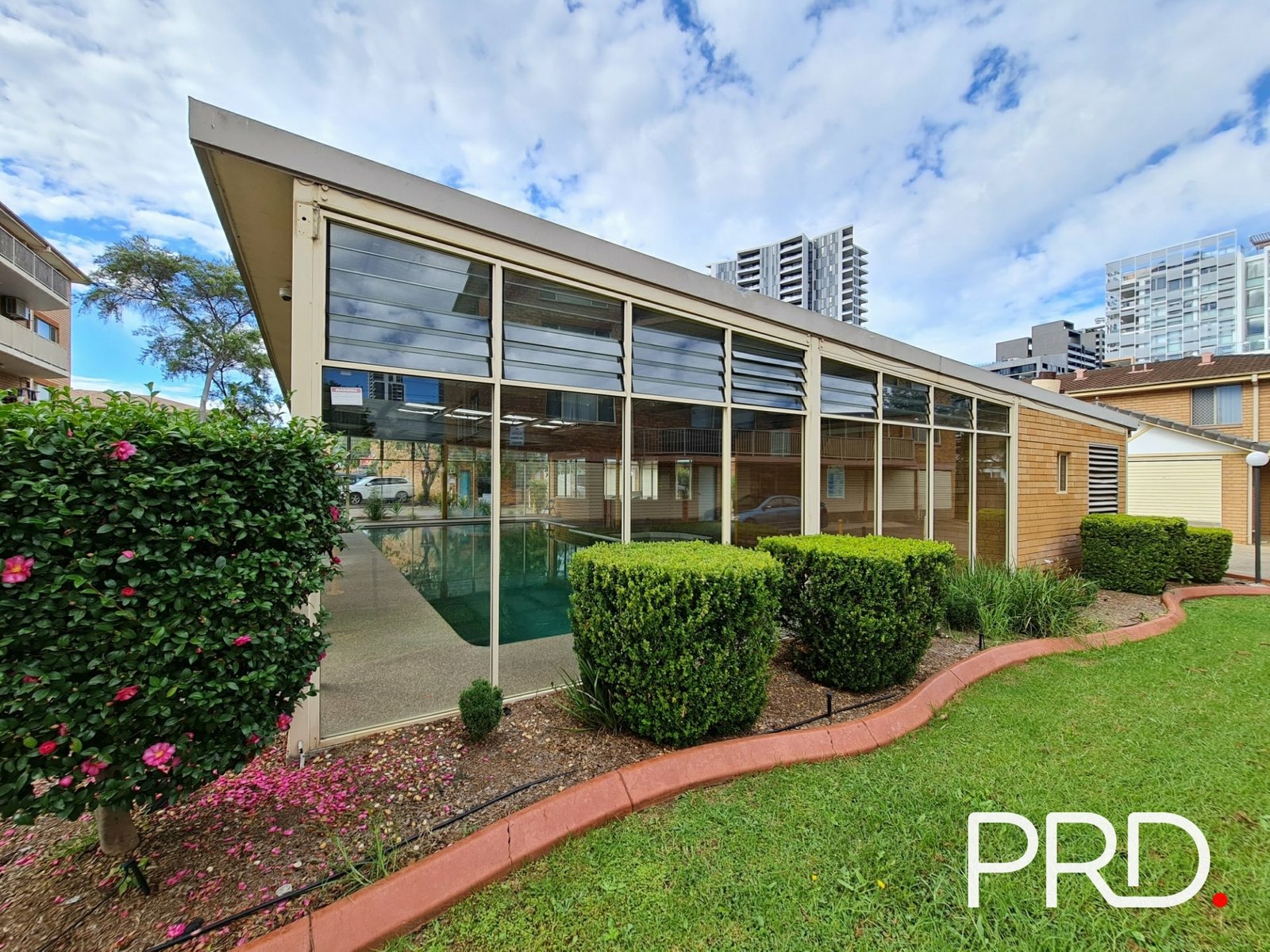 63/3 Riverpark Drive LIVERPOOL 7