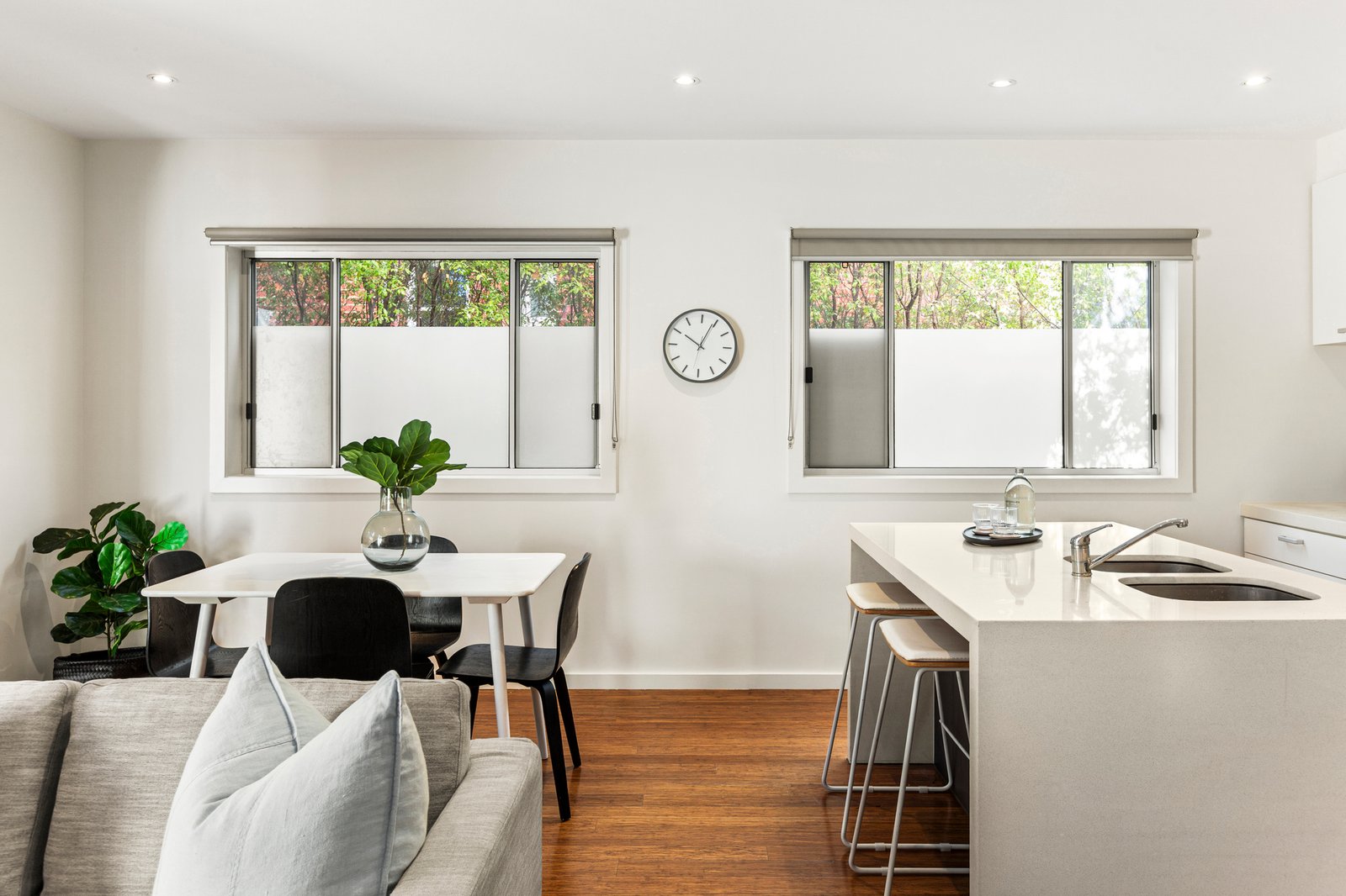 Gallery: 6/331 Orrong Road