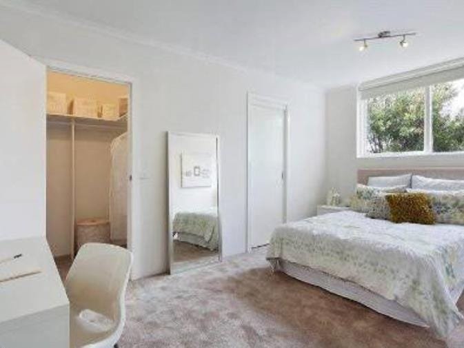 Gallery: 6/338 Bay Road