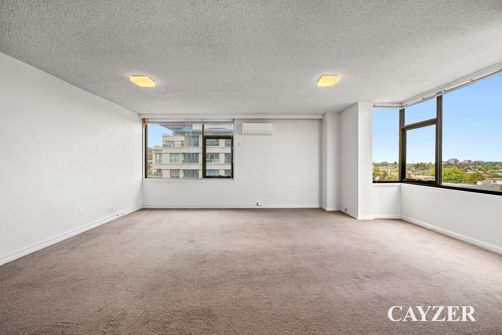 Gallery: 63/390 Toorak Road
