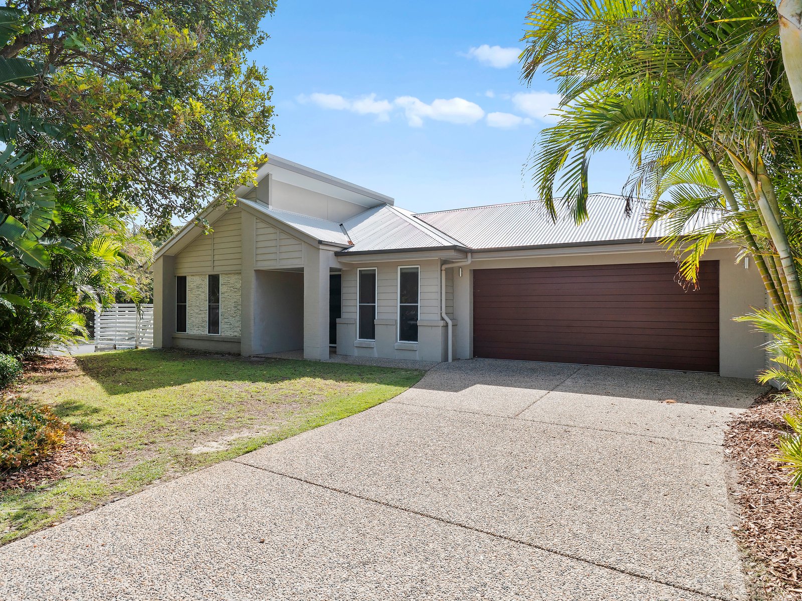 634 Casuarina Way CASUARINA 3