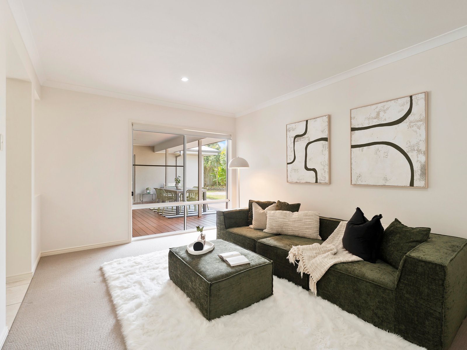 634 Casuarina Way CASUARINA 15