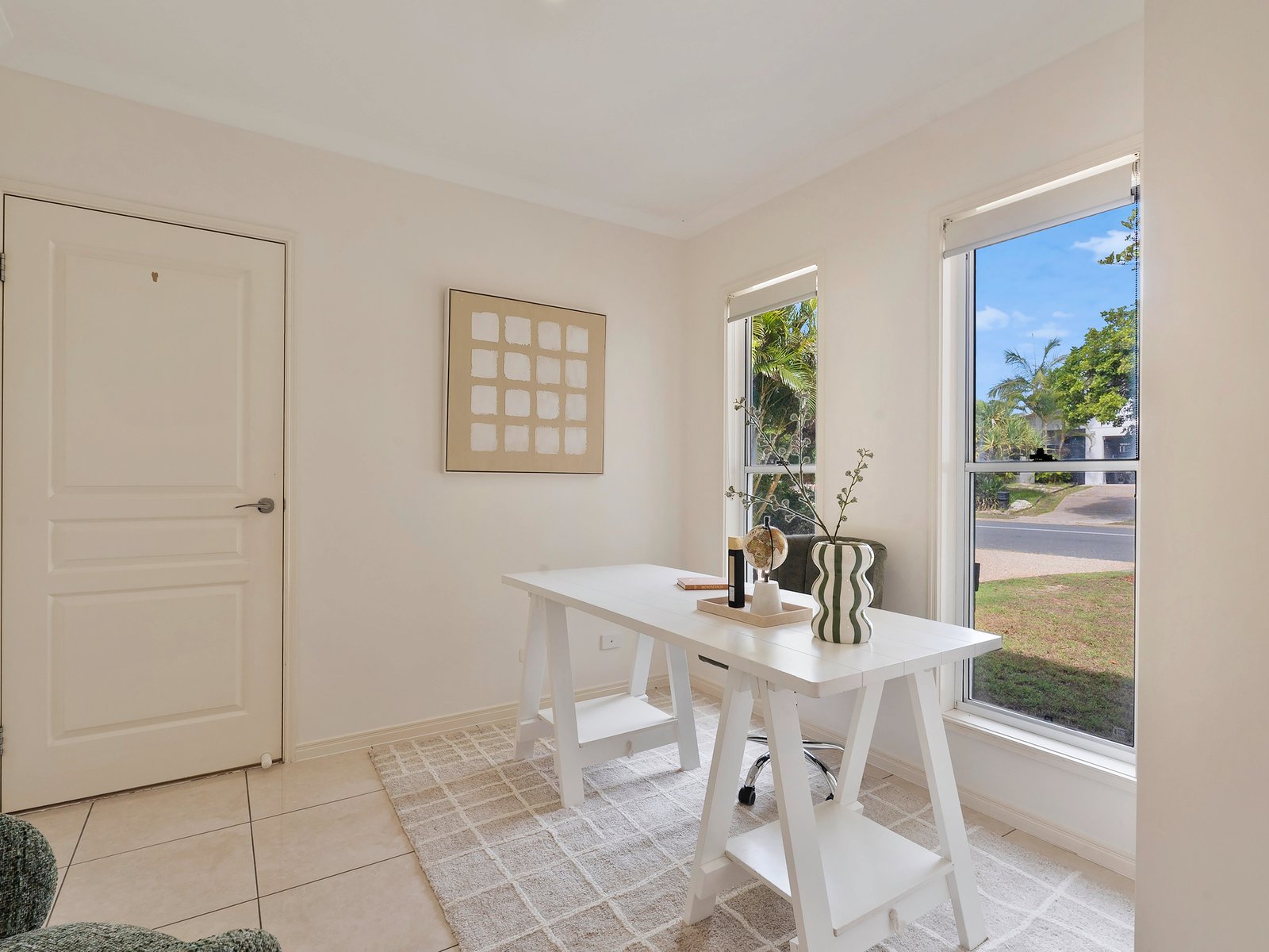634 Casuarina Way CASUARINA 18