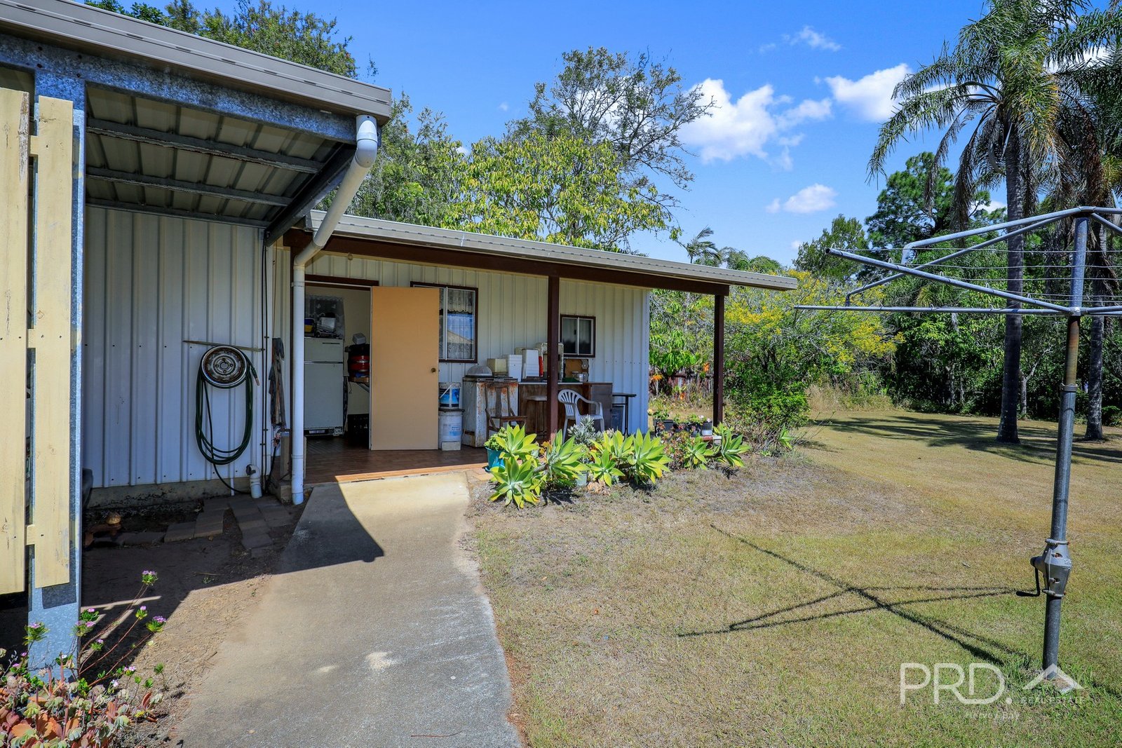 635 Boat Harbour Drive URANGAN 27