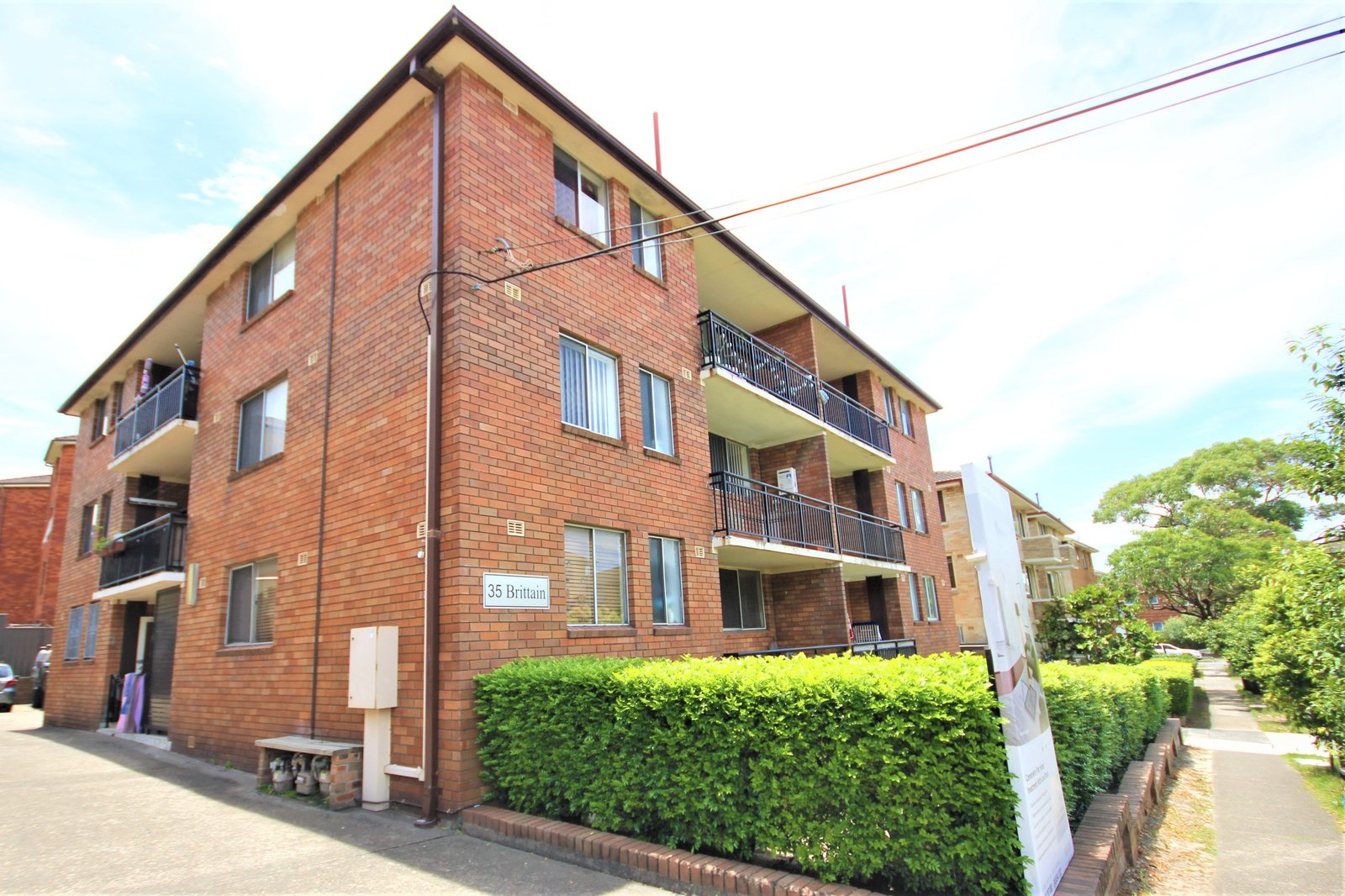 6/35 Brittain Crescent HILLSDALE 1