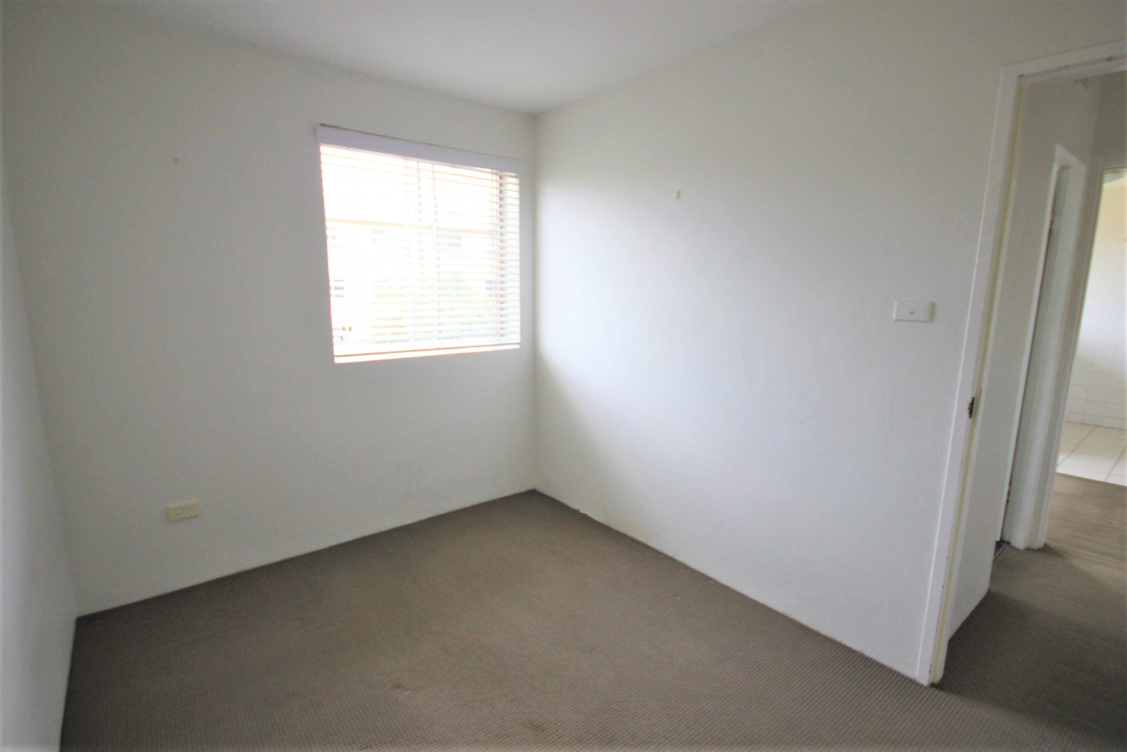 6/35 Brittain Crescent HILLSDALE 5