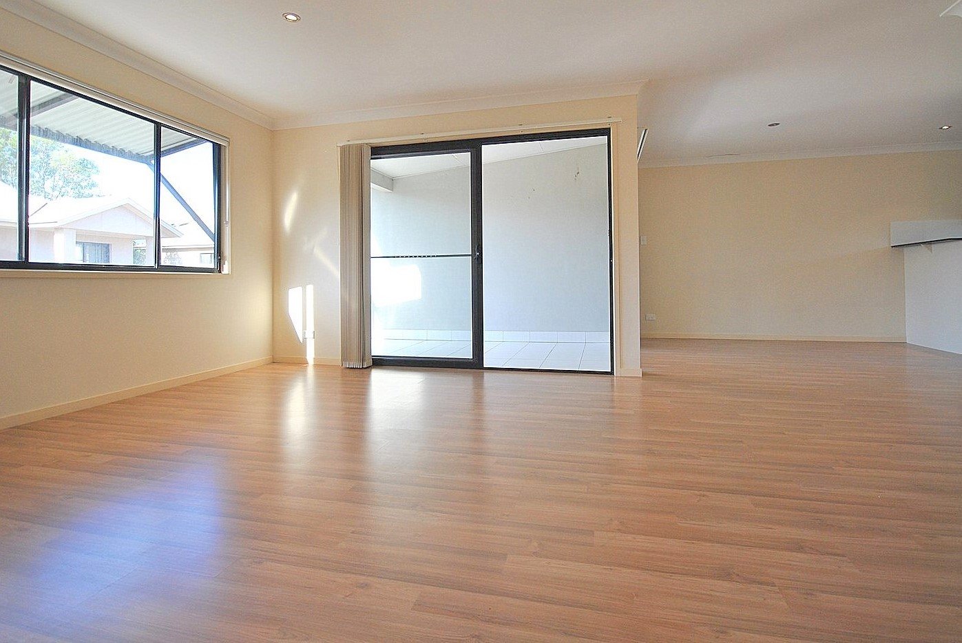 6/35 Harley Street LABRADOR 5