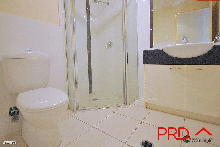 6/35 Harley Street LABRADOR 8