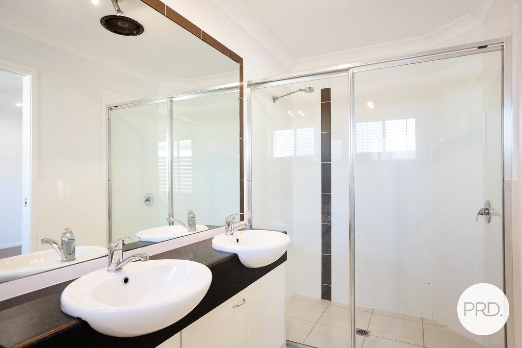 6/35 Harley Street LABRADOR 5