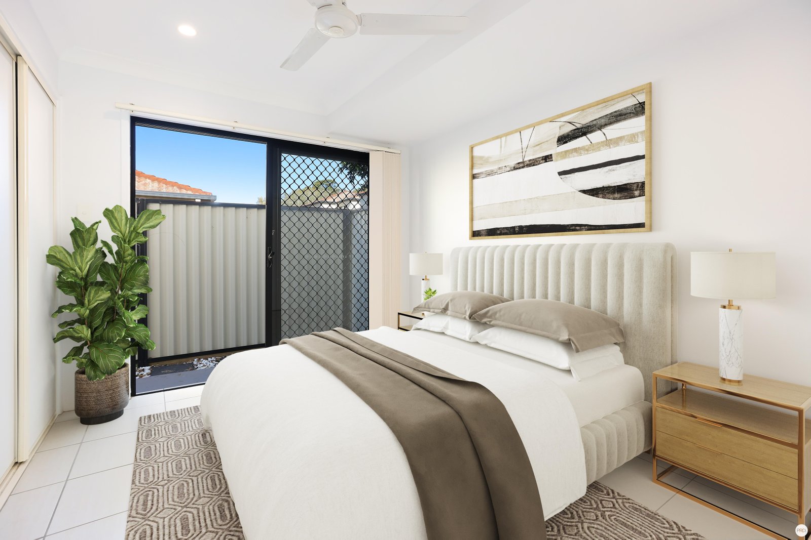 6/35 Harley Street LABRADOR 7