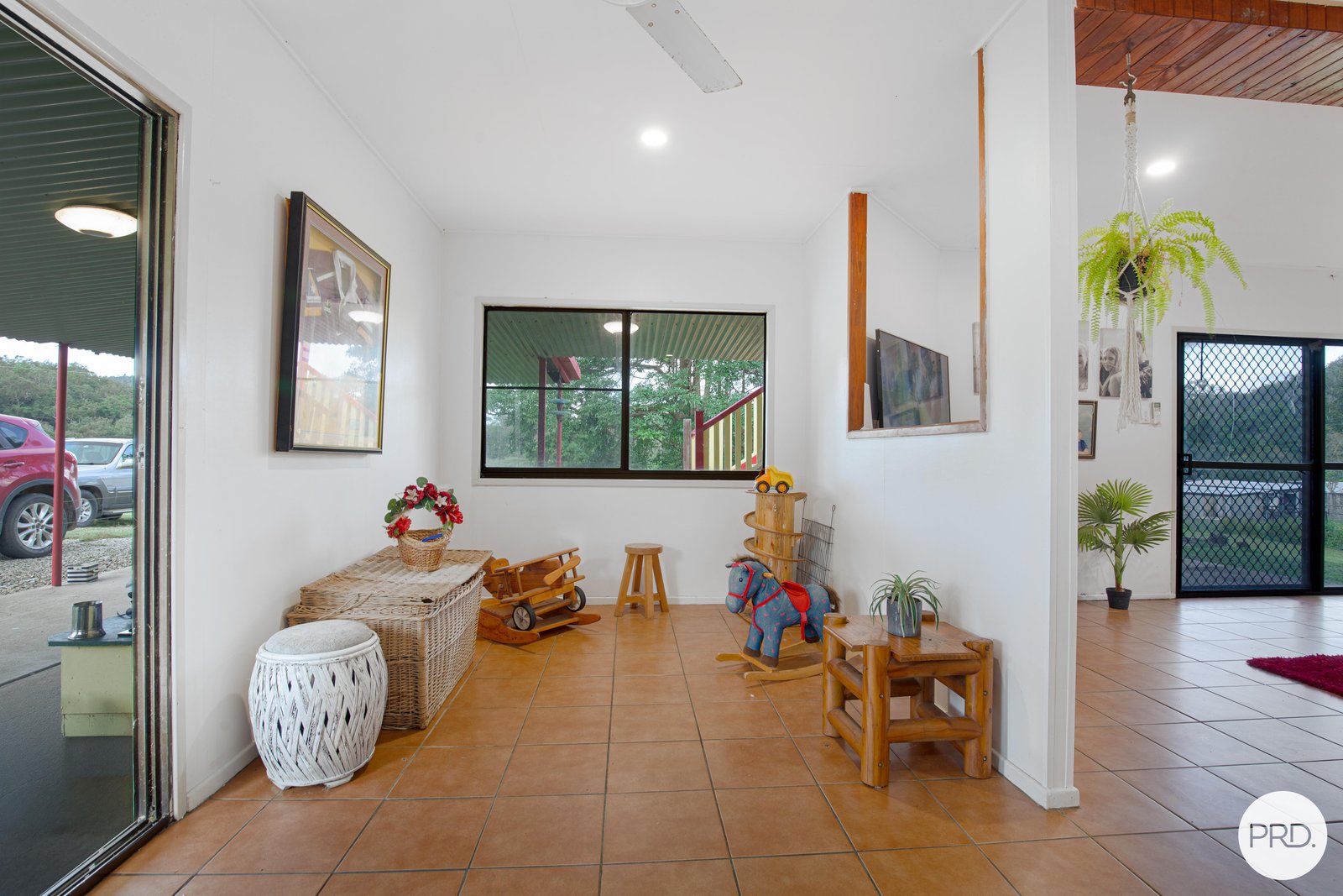 635 Middle Creek Road SARINA 11