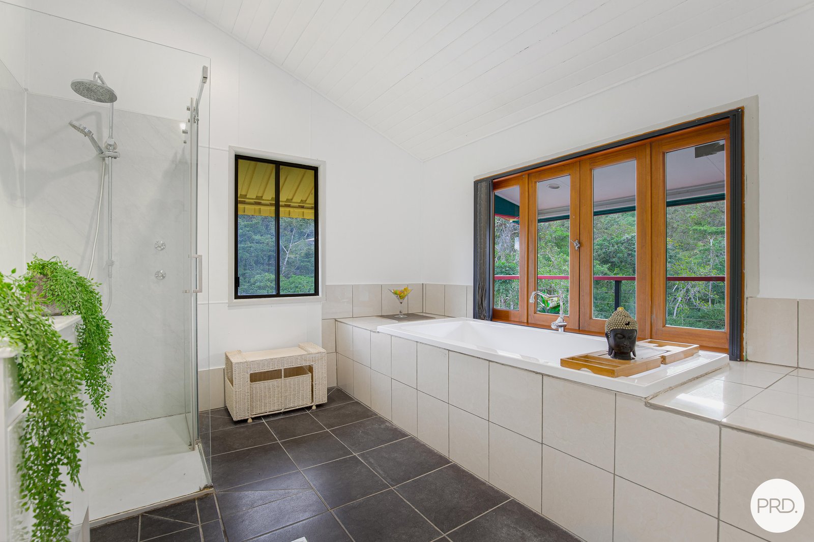 635 Middle Creek Road SARINA 19