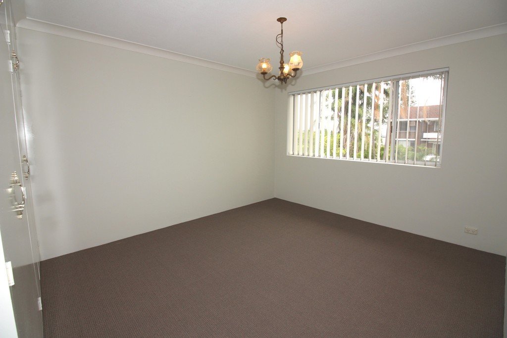 6/35 Miles Street CLAYFIELD 7