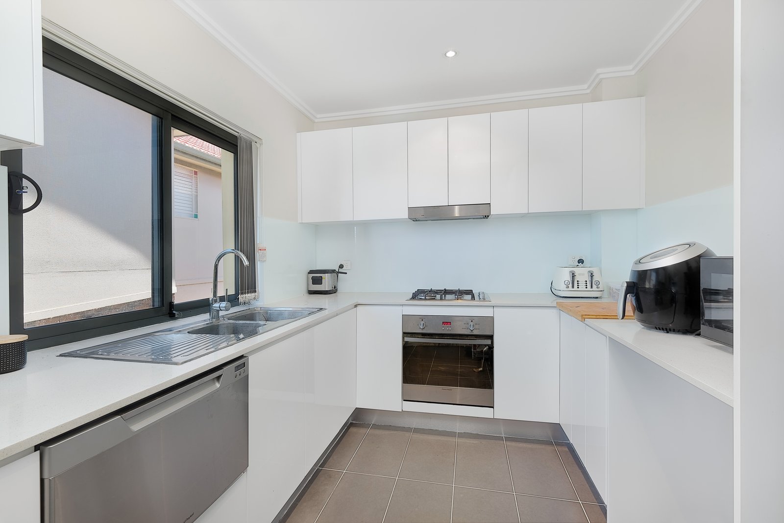 6/351-353 Malabar Road MAROUBRA 3
